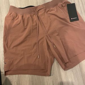 Men’s Lululemon License to Train 7” shorts